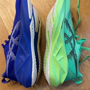 Asics Novablast 5 - women’s 7.5